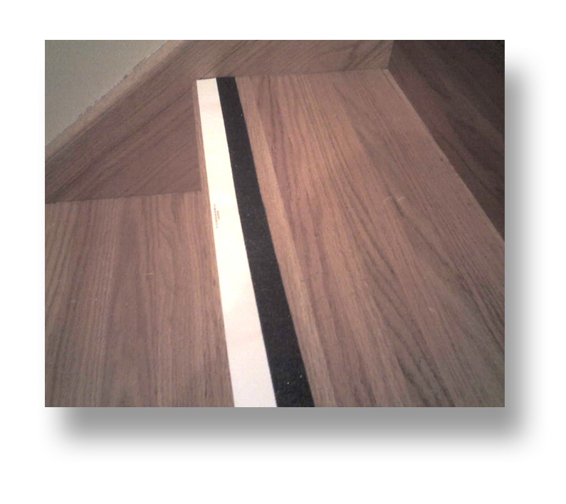 Non Skid Stair Tread Strip Combination PL/Anti-Slip (NYC)